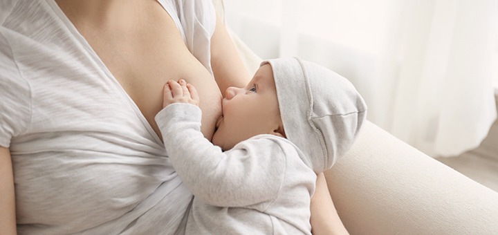shutterstock breastfeeding mama 2